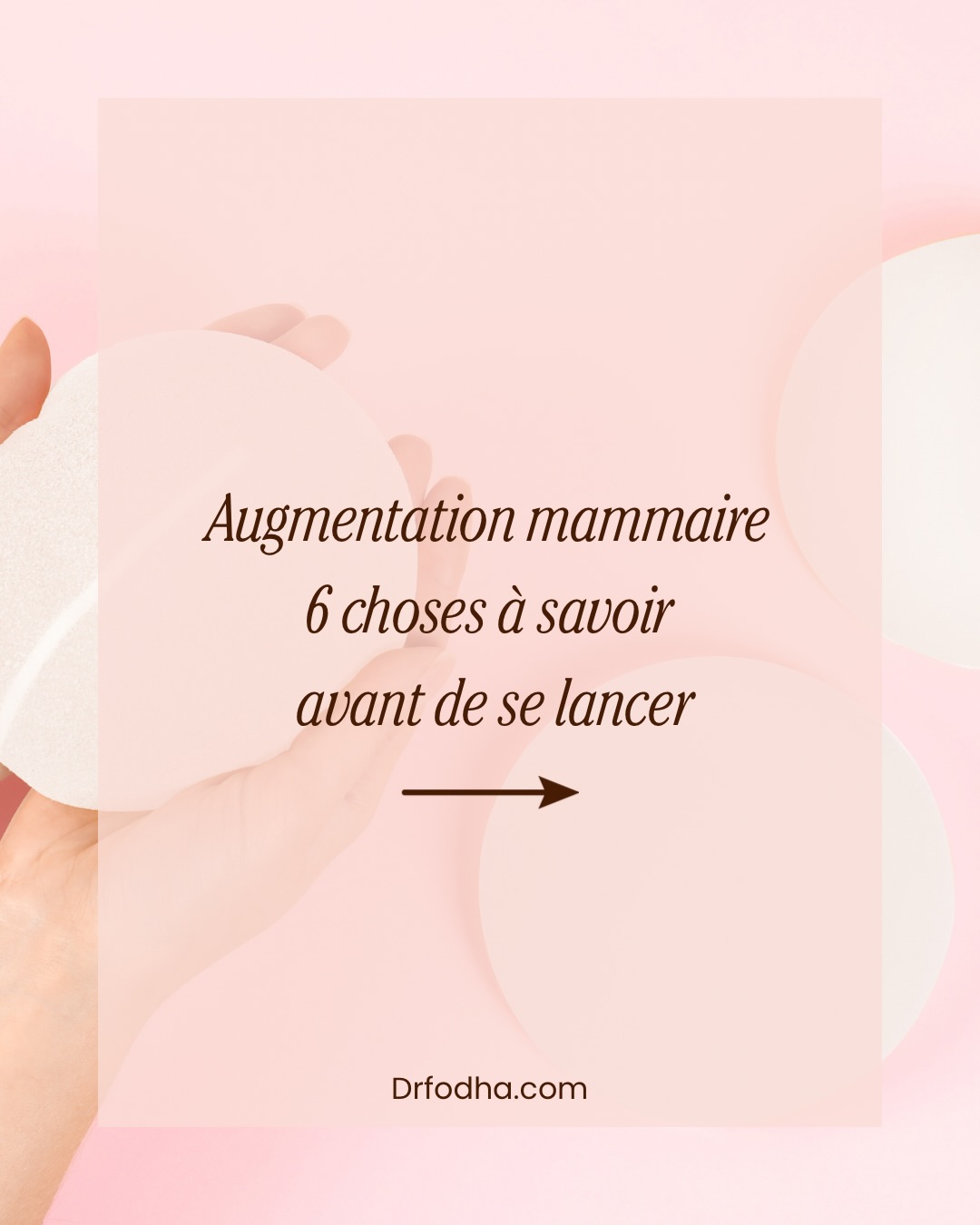 Cet article aborde les éléments à considérer avant de décider d'une augmentation mammaire.